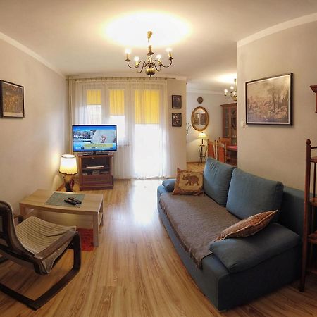 Cozy Apartment In Tarnów Exterior foto